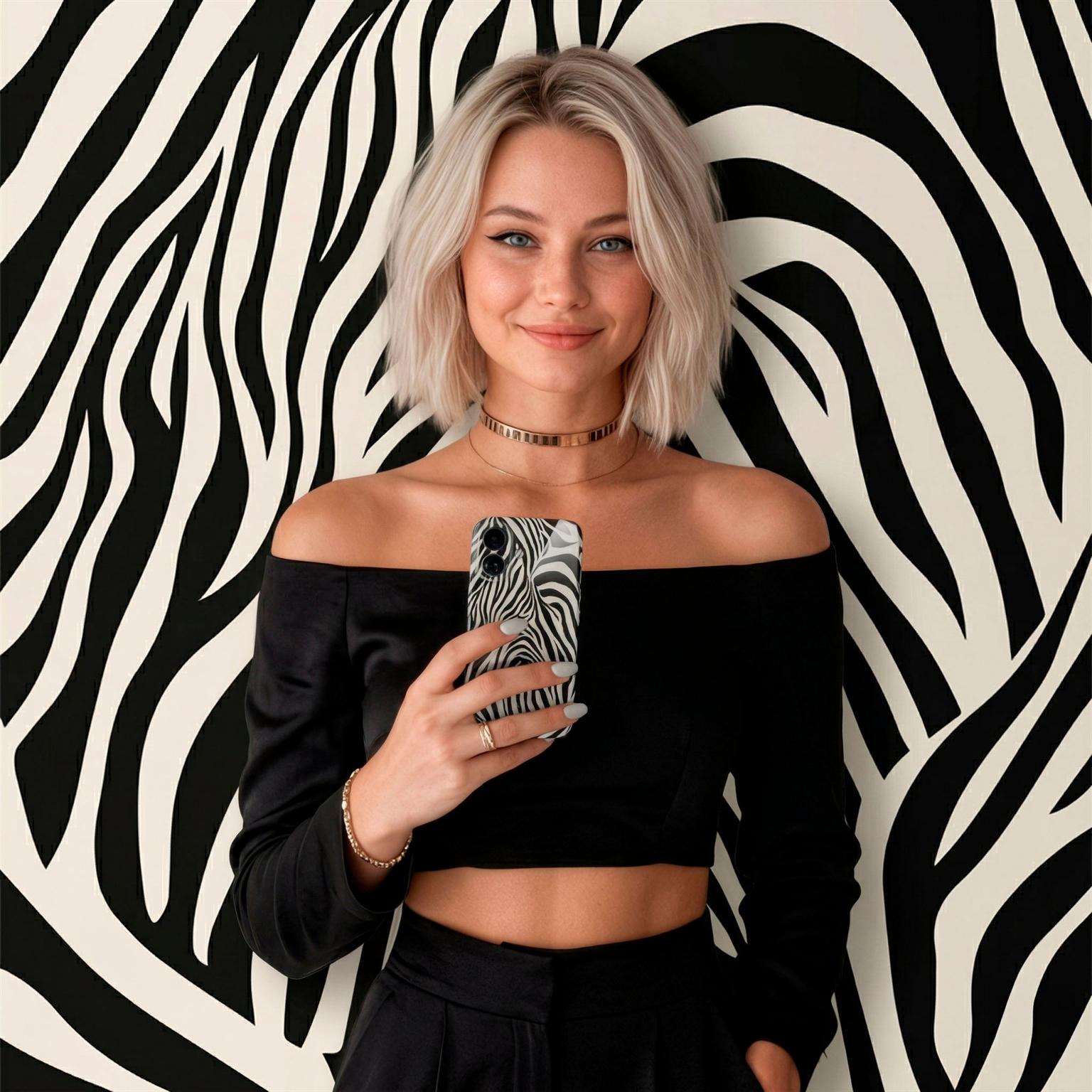 ONEFLOW Wild Cover iPhone 18 Pro Max Hülle mit Animal Print – Produktbild 3